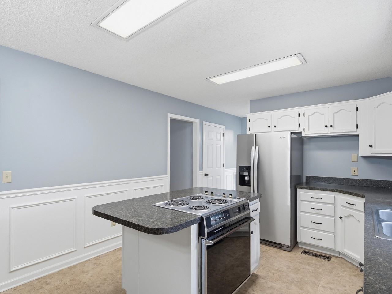 9002 Quail Run Dr - Photo 6 of 19