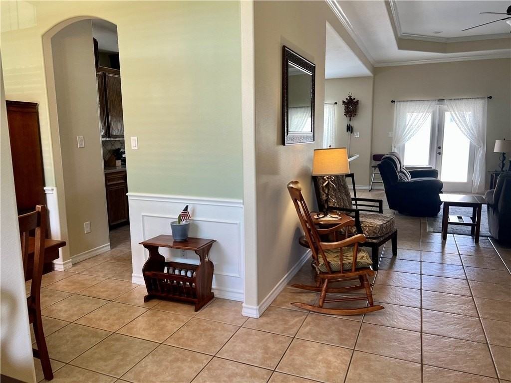 8310 Dawson Ct - Photo 3 of 30