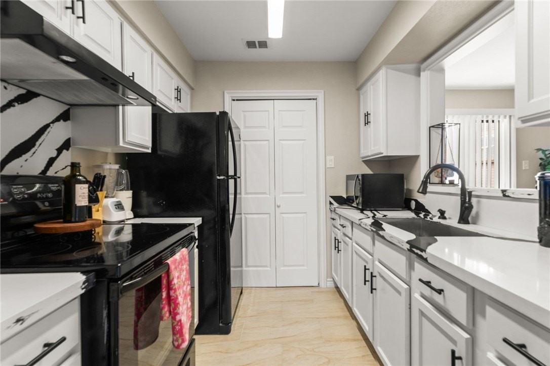 7122 Premont Dr #I202 - Photo 2 of 21