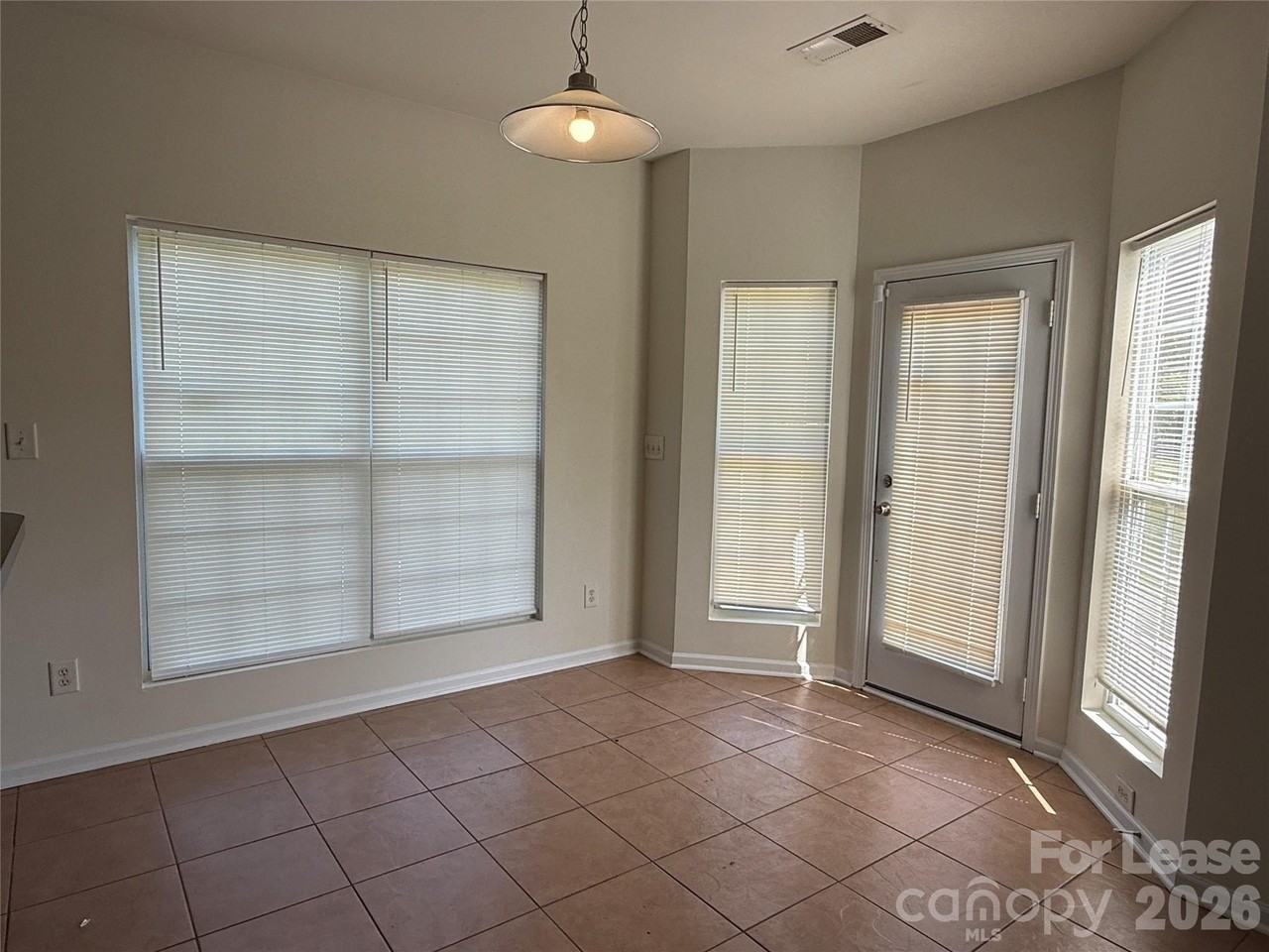 3708 Tranquil Ct - Photo 4 of 25