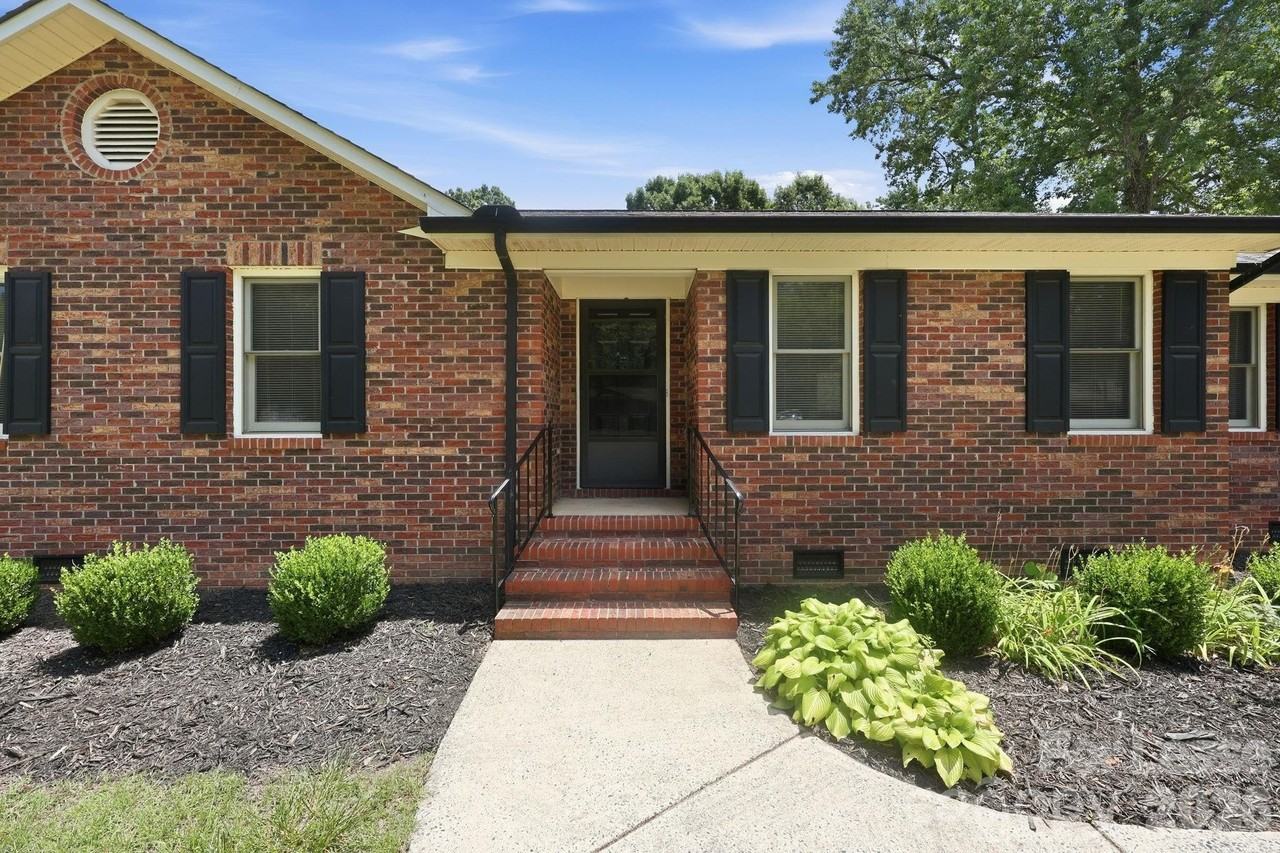 6299 Spring Court Ln - Photo 2 of 45