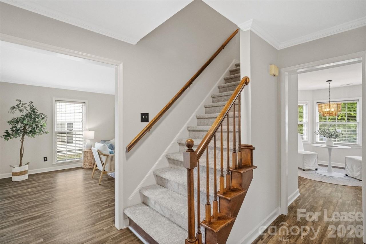 6600 Porterfield Rd - Photo 2 of 30