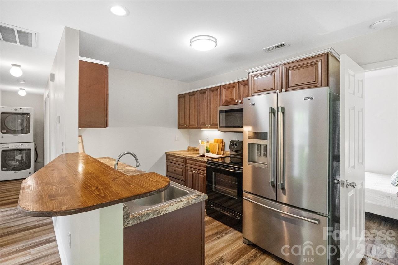 6602 Porterfield Rd - Photo 5 of 17