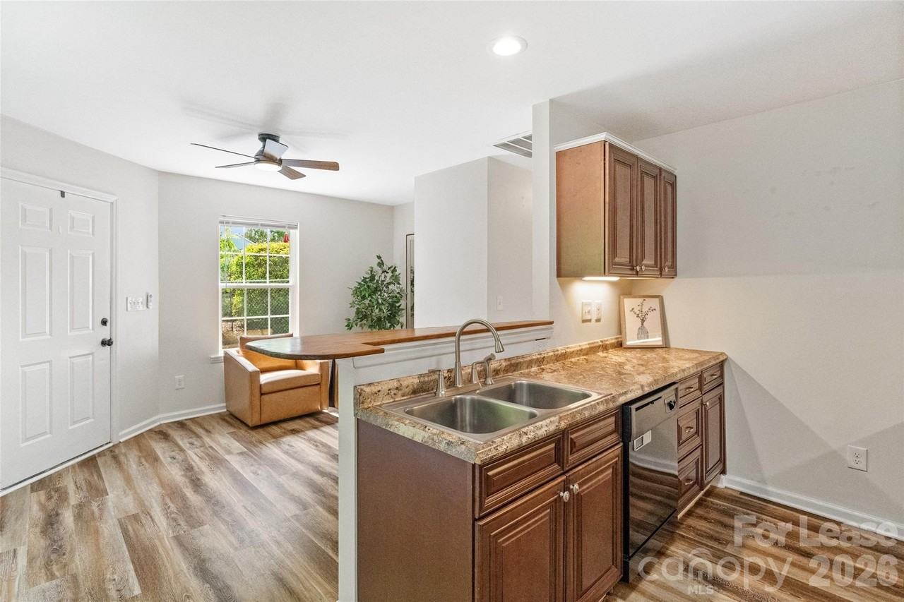 6602 Porterfield Rd - Photo 7 of 17
