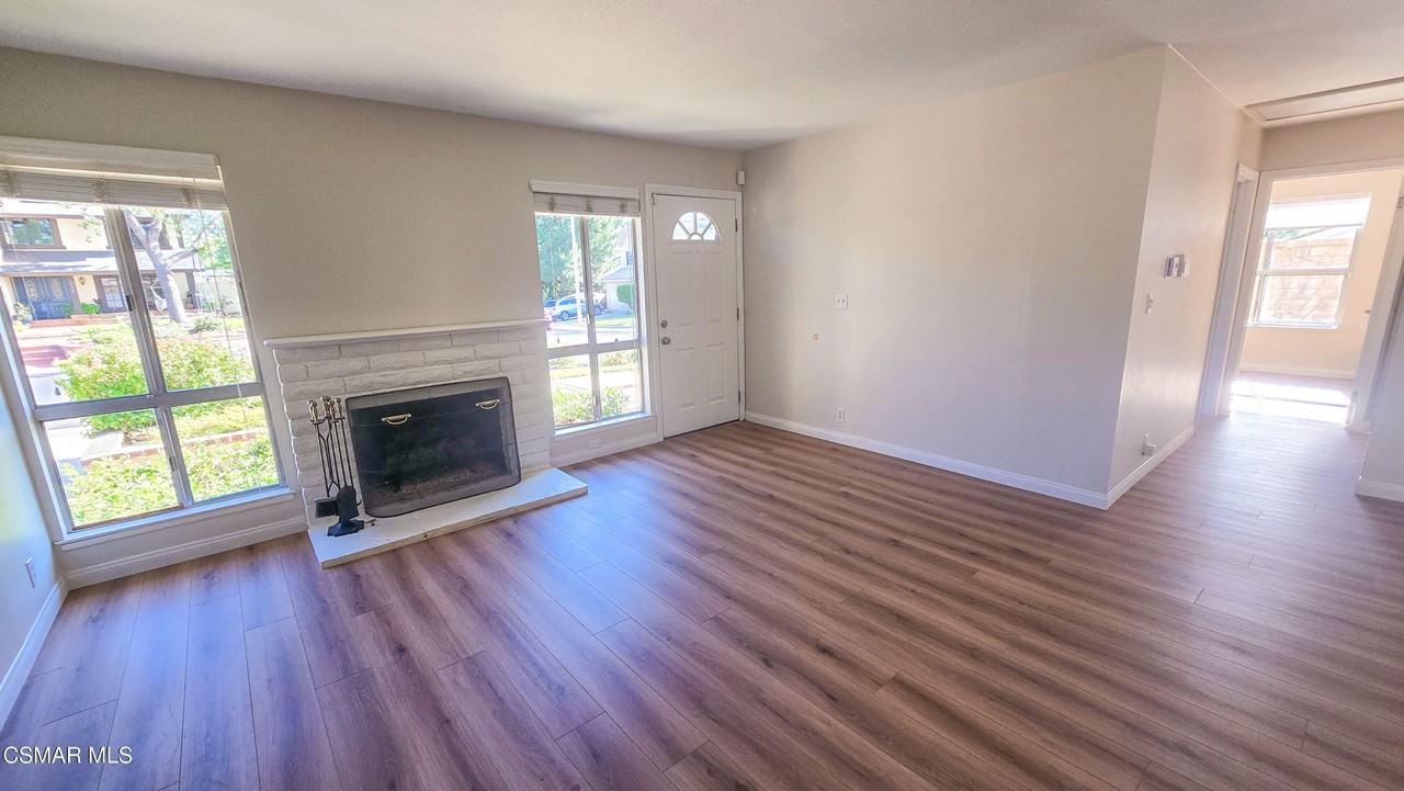 3105 Lodgewood St - Photo 4 of 33
