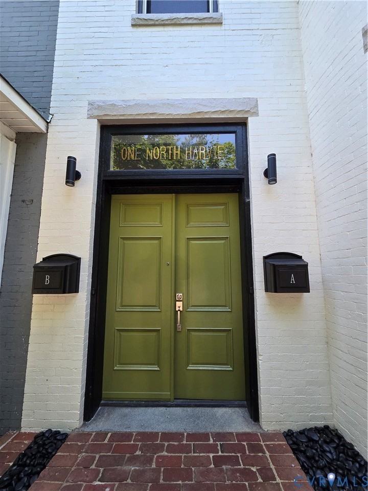 1 N Harvie St #B - Photo 4 of 39