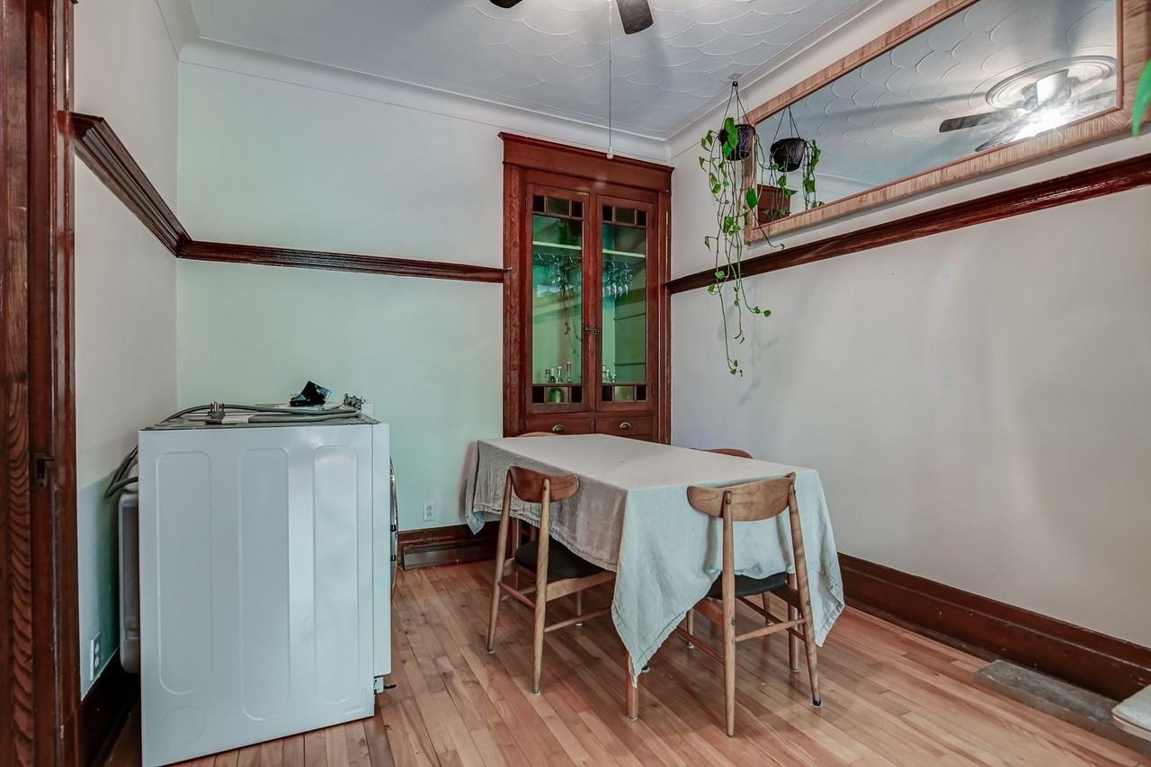 683 Av Desmarchais - Photo 4 of 17
