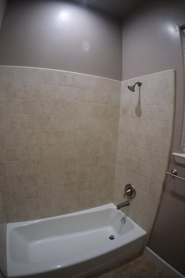 1313 Jordan Ave - Photo 6 of 30