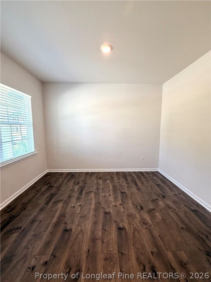 305 Robert Pl - Photo 6 of 36
