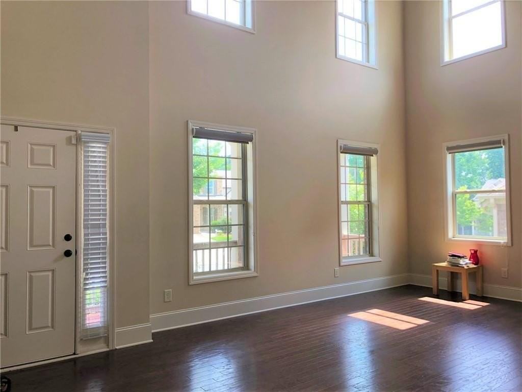 550 Nichols View Way - Photo 6 of 26