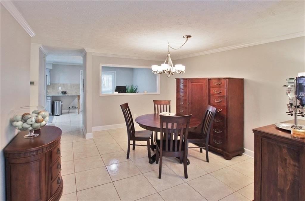 1701 Cedar Chase Ln Ne - Photo 4 of 21
