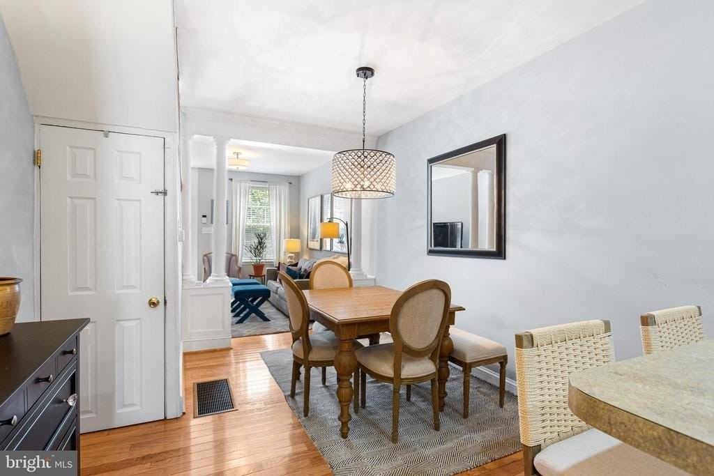 2413 Aspen St - Photo 4 of 13