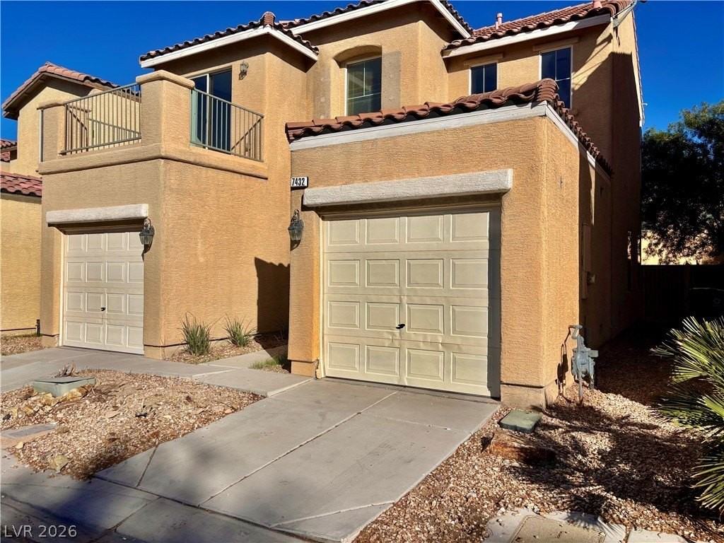 7432 Decoro St - Photo 3 of 32