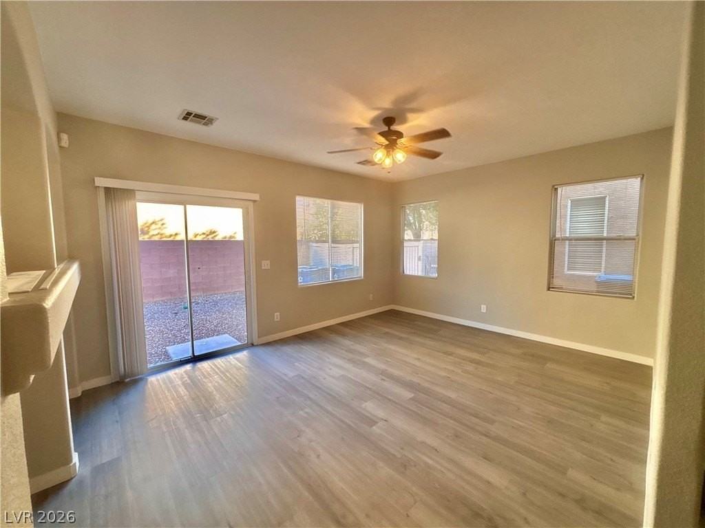 7432 Decoro St - Photo 7 of 32