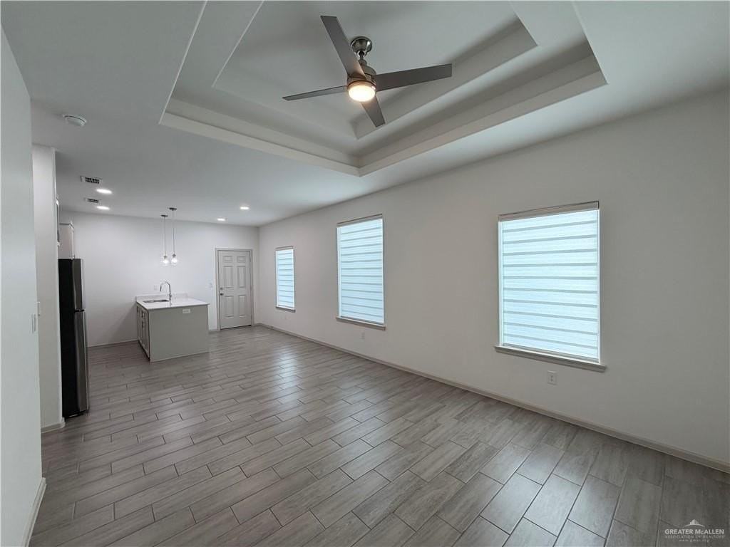 7806 N 58th Ln #1 - Photo 2 of 19