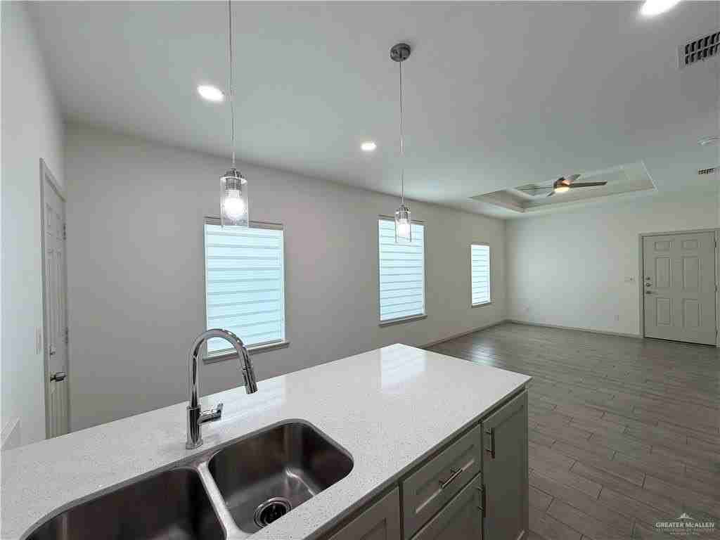 7806 N 58th Ln #1 - Photo 7 of 19