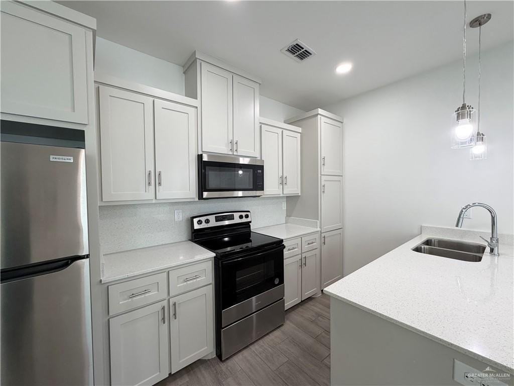 7802 N 58th Ln #3 - Photo 6 of 19