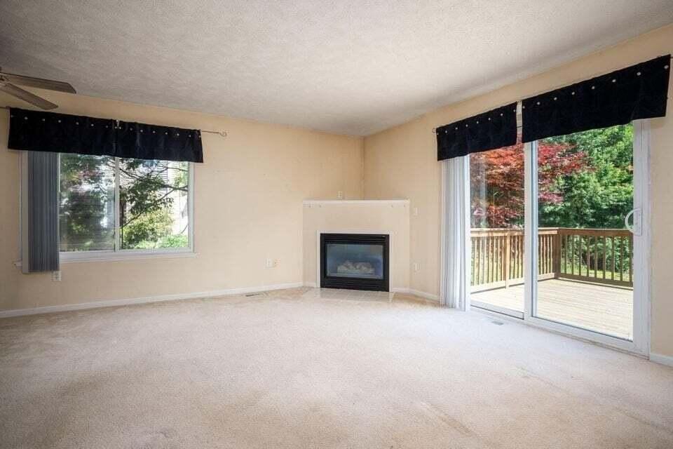 970 Ada Place Dr Se - Photo 4 of 23