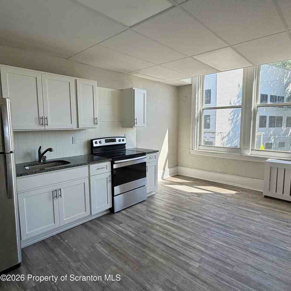 106 Delaware Ave #2D - Photo 2 of 9