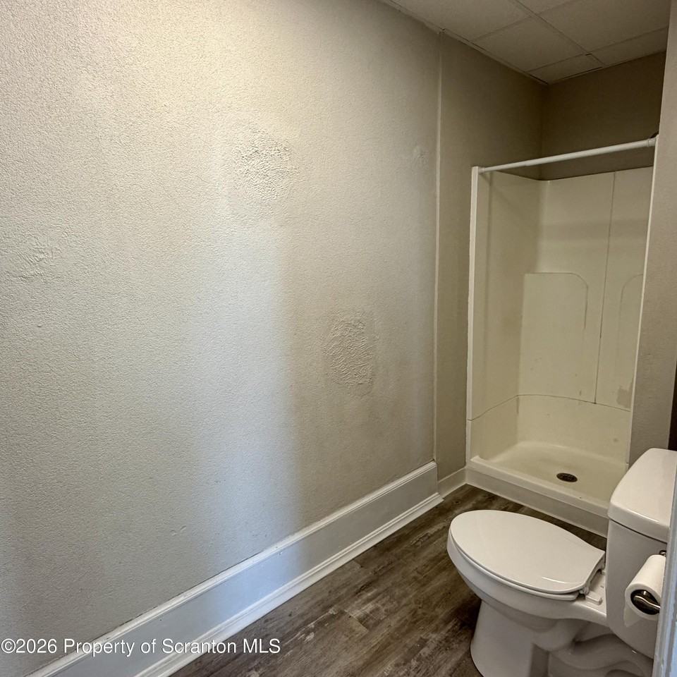 106 Delaware Ave #2D - Photo 5 of 9
