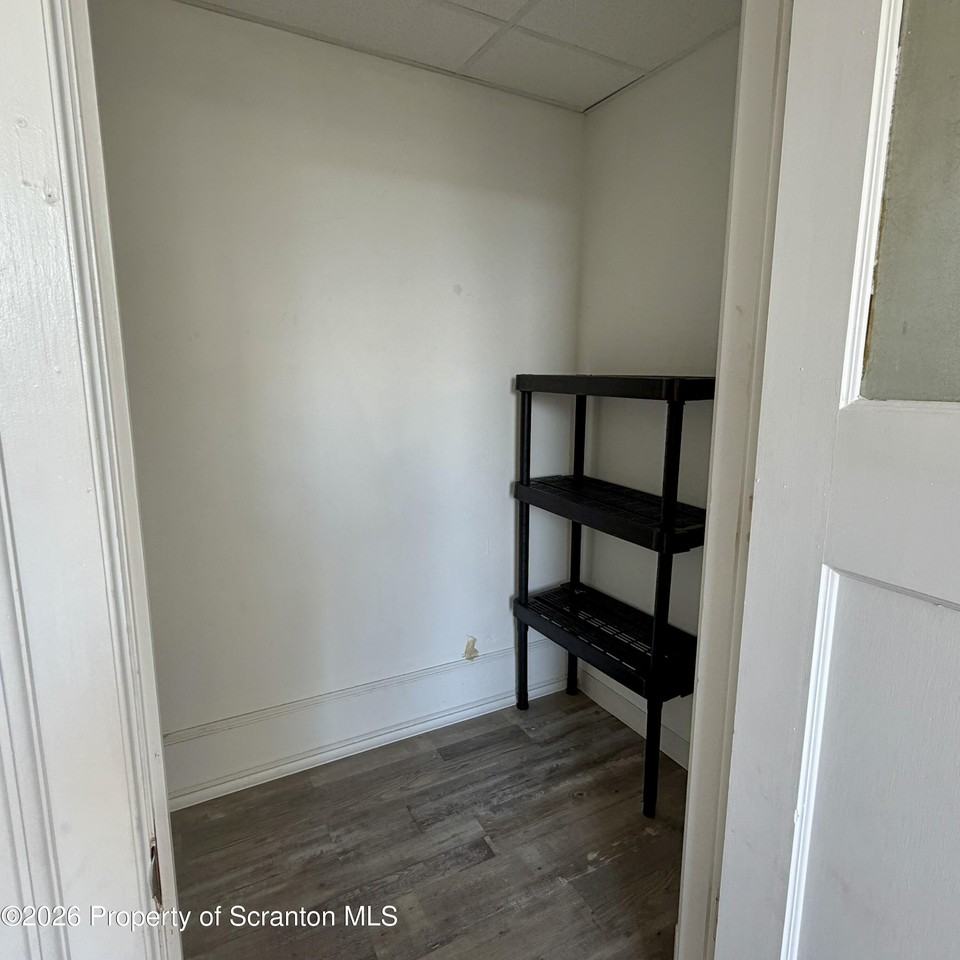 106 Delaware Ave #2D - Photo 6 of 9