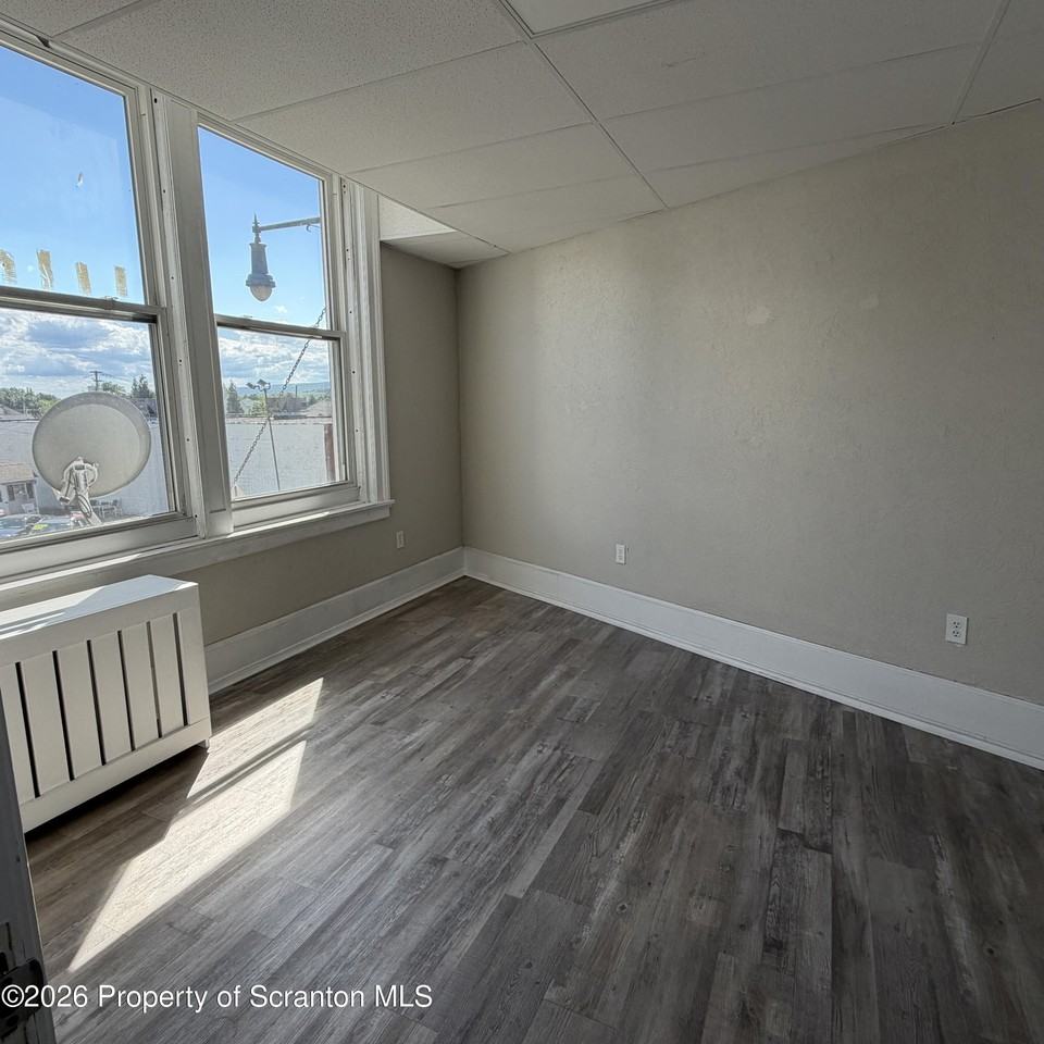 106 Delaware Ave #2D - Photo 7 of 9
