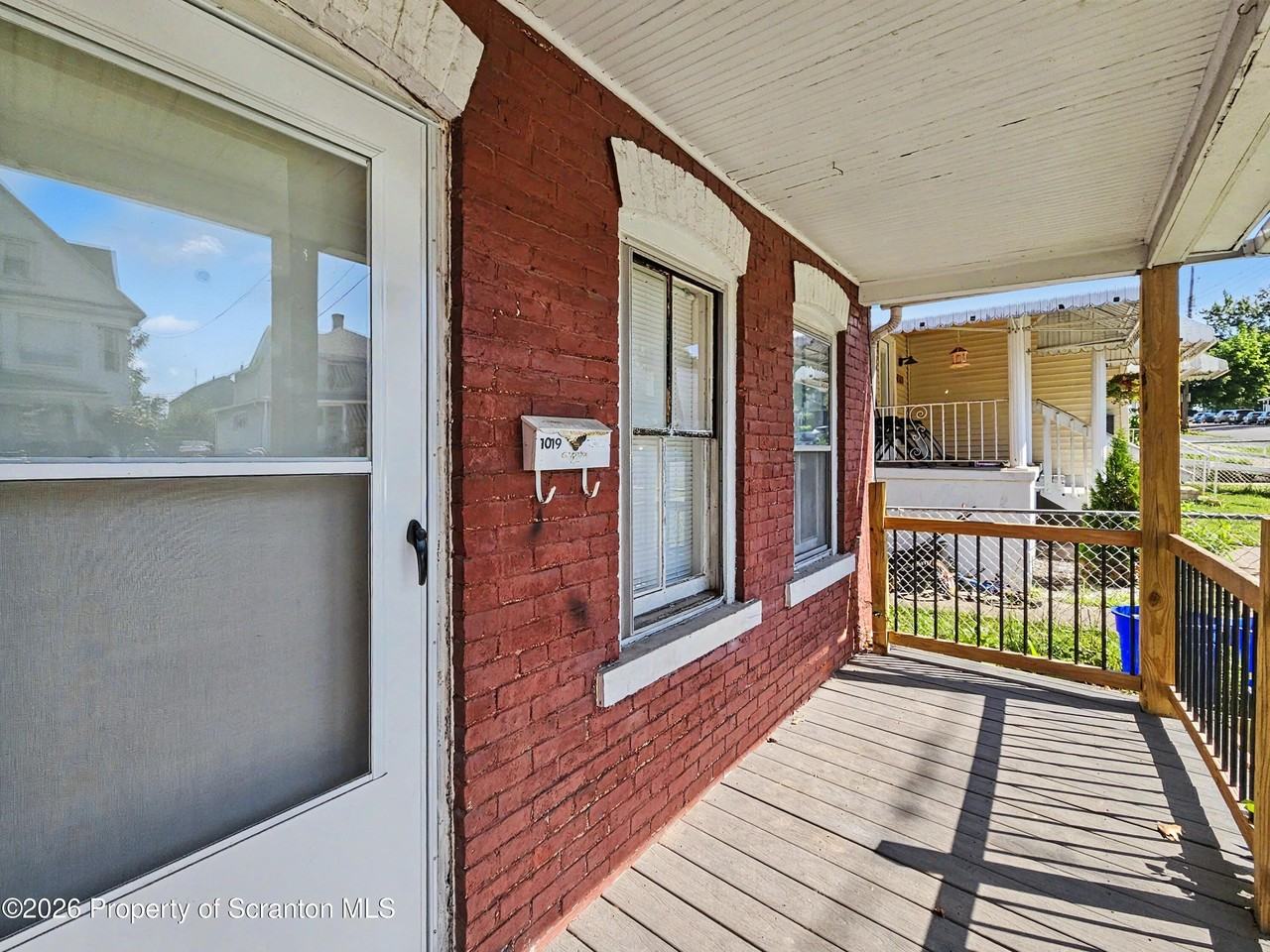 1019 N Irving Ave #1 - Photo 2 of 9