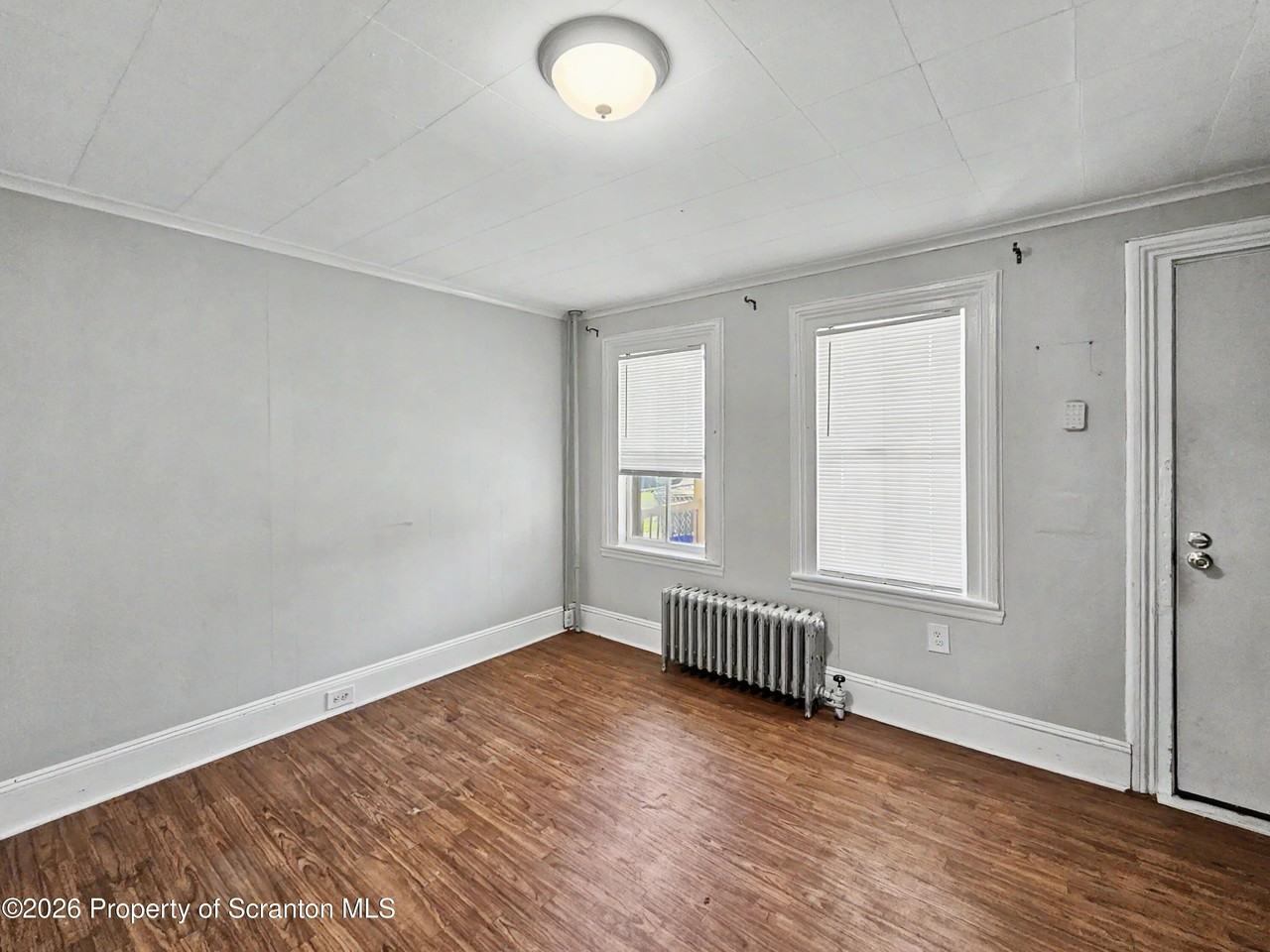 1019 N Irving Ave #1 - Photo 5 of 9