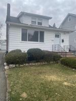 featured image of 13 Kenwood Ave