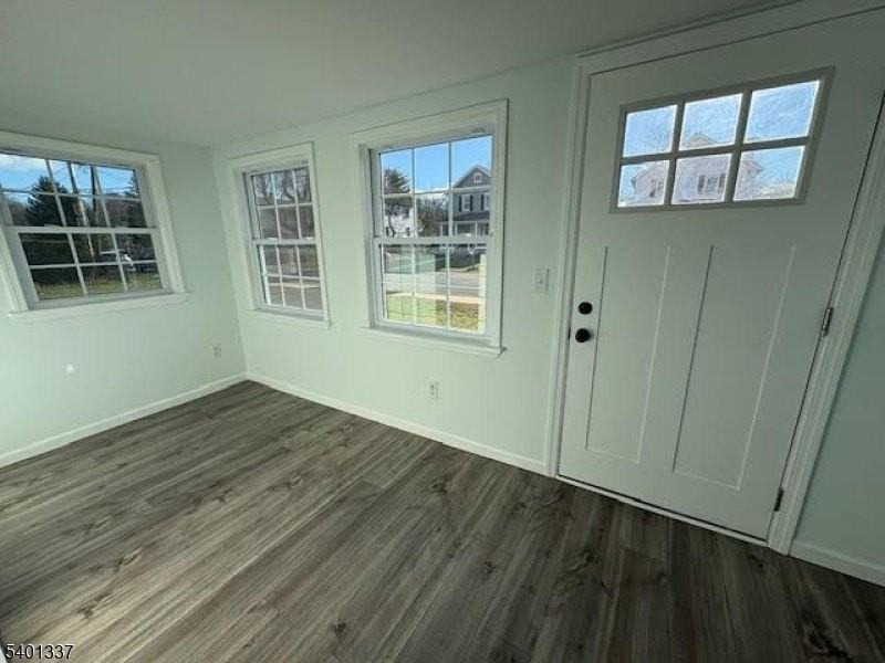 4 Whitehouse Ave - Photo 4 of 16