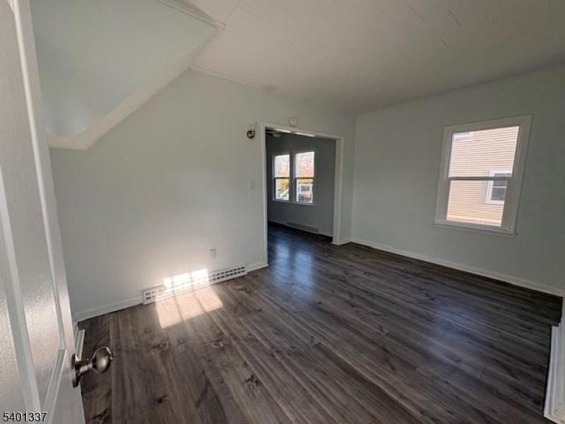 4 Whitehouse Ave - Photo 6 of 16