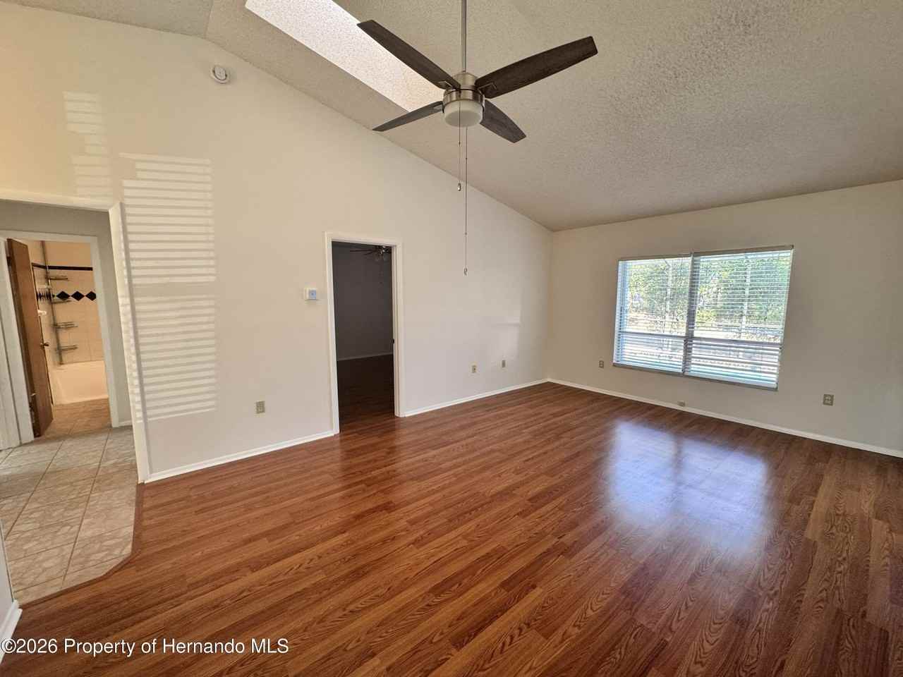 13455 White Plains St - Photo 5 of 15