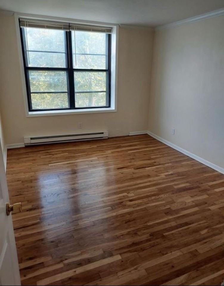427 Kennedy Blvd #301 - Photo 5 of 14