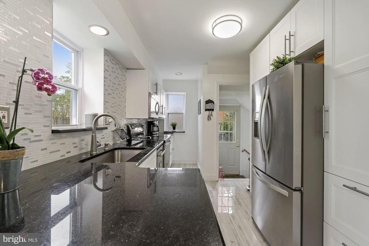 315 Marvin Rd - Photo 6 of 36