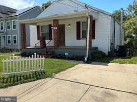 featured image of 818 Balsamtree Pl
