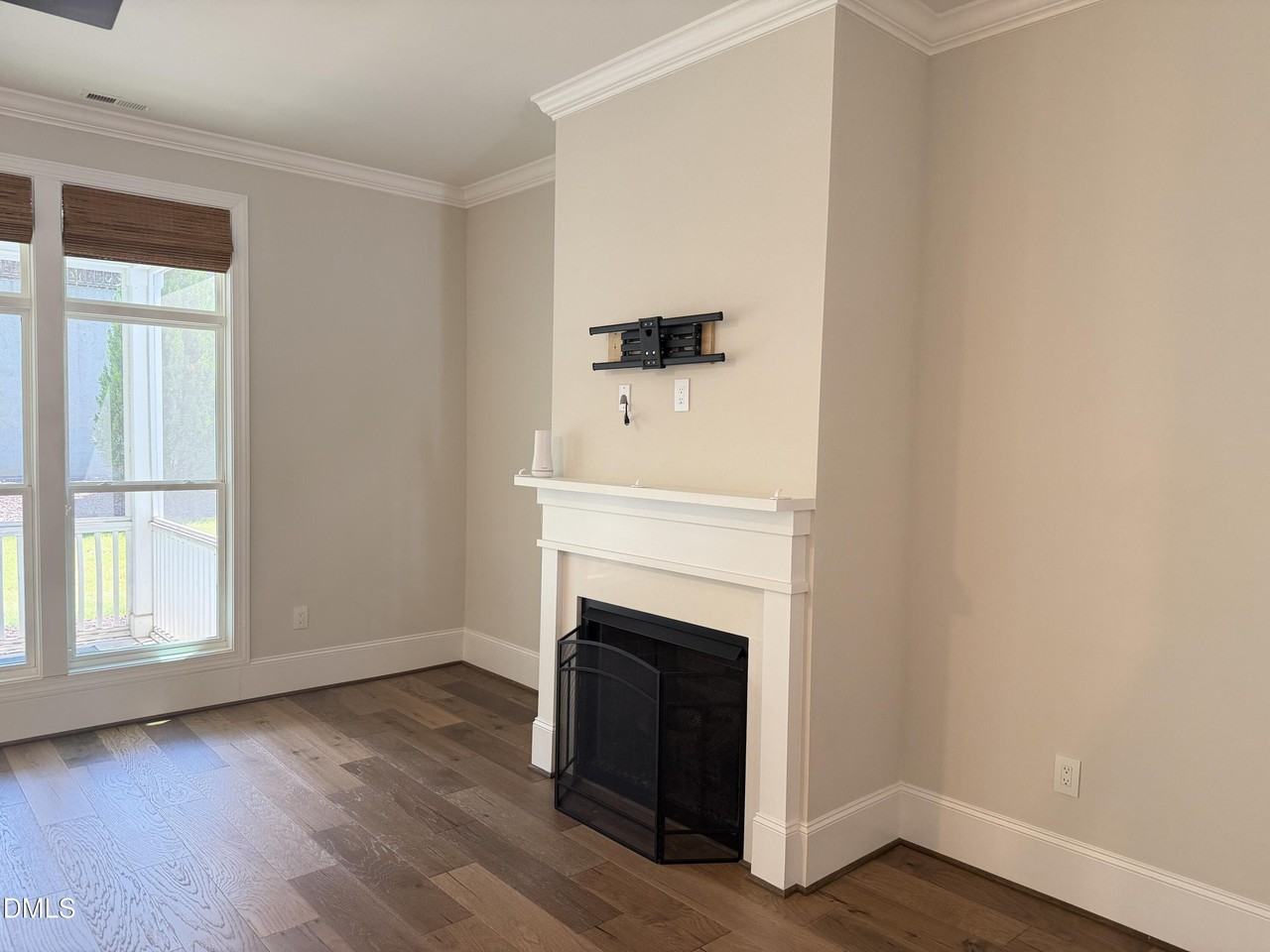 4921 Trek Ln - Photo 3 of 28