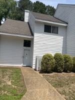 featured image of 124 Governor Berkeley Rd Apt 11