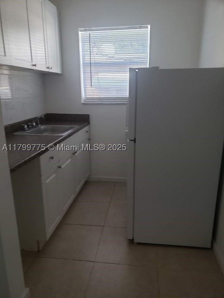 1608 Drexel Ave #18 - Photo 3 of 16