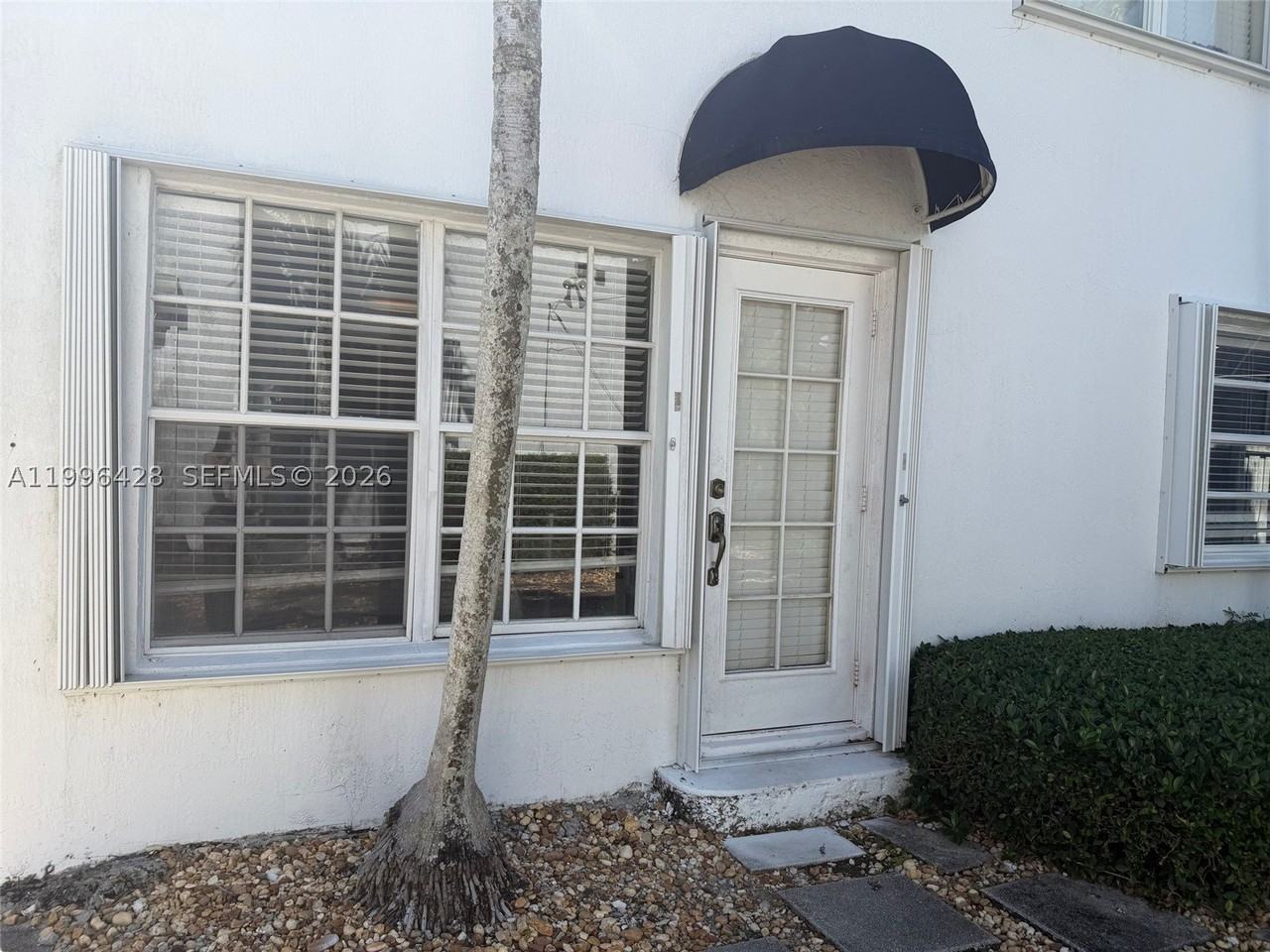 5116 Sw 57th Ave #A - Photo 2 of 17