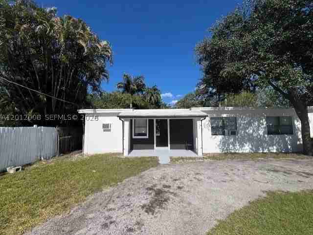 4548 Sw 33rd Ave #M - Photo 2 of 31