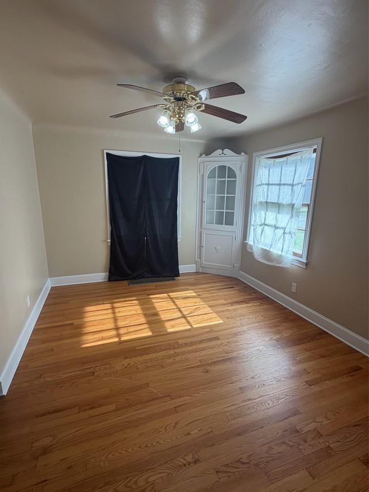 51 N Dunlap Ave #1 - Photo 3 of 10