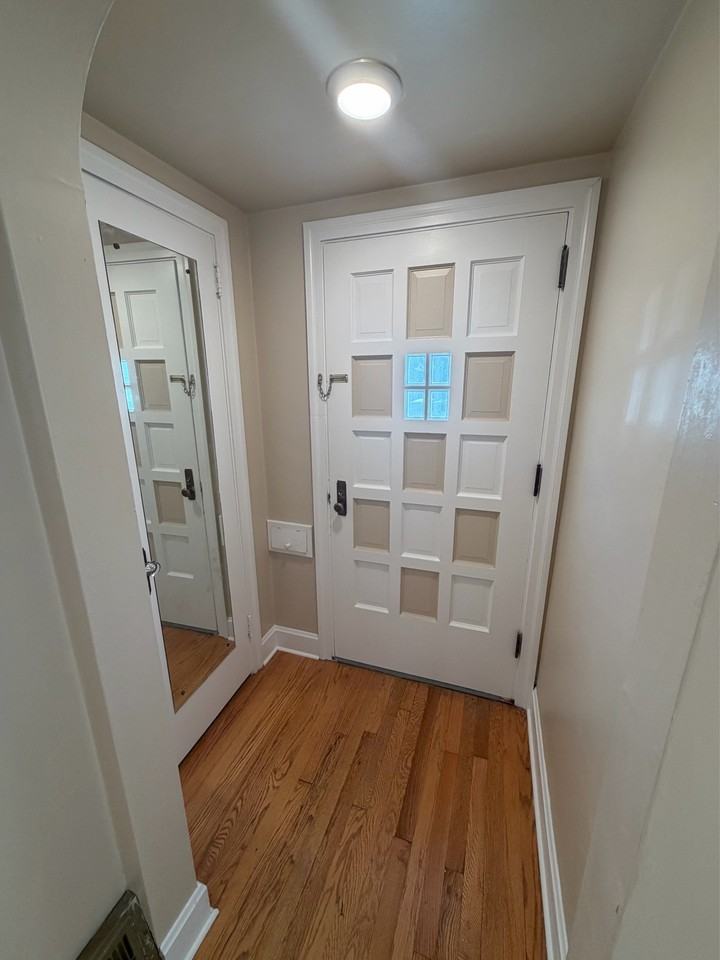 51 N Dunlap Ave #1 - Photo 5 of 10