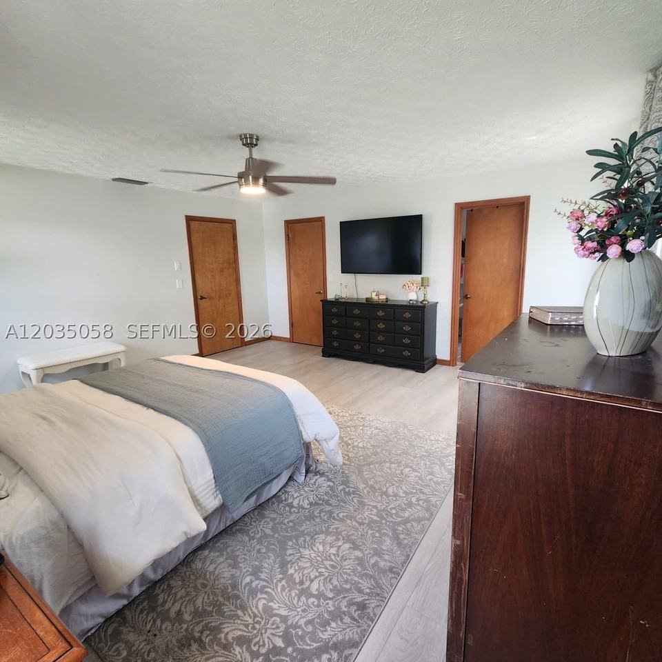 6101 Palmetto Dr #6101 - Photo 2 of 50