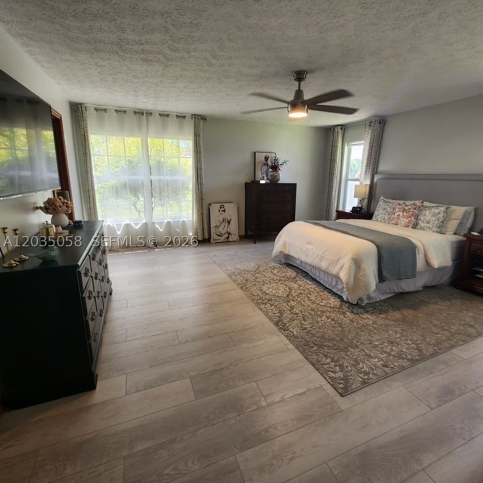 6101 Palmetto Dr #6101 - Photo 4 of 50