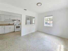 featured image of 6601 Sw 10th St #2
