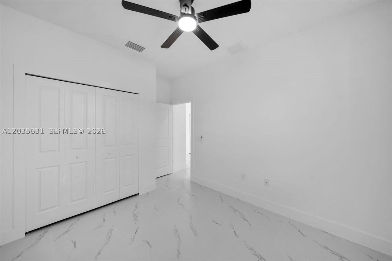 4982 Fairway Ct #4982 - Photo 6 of 27