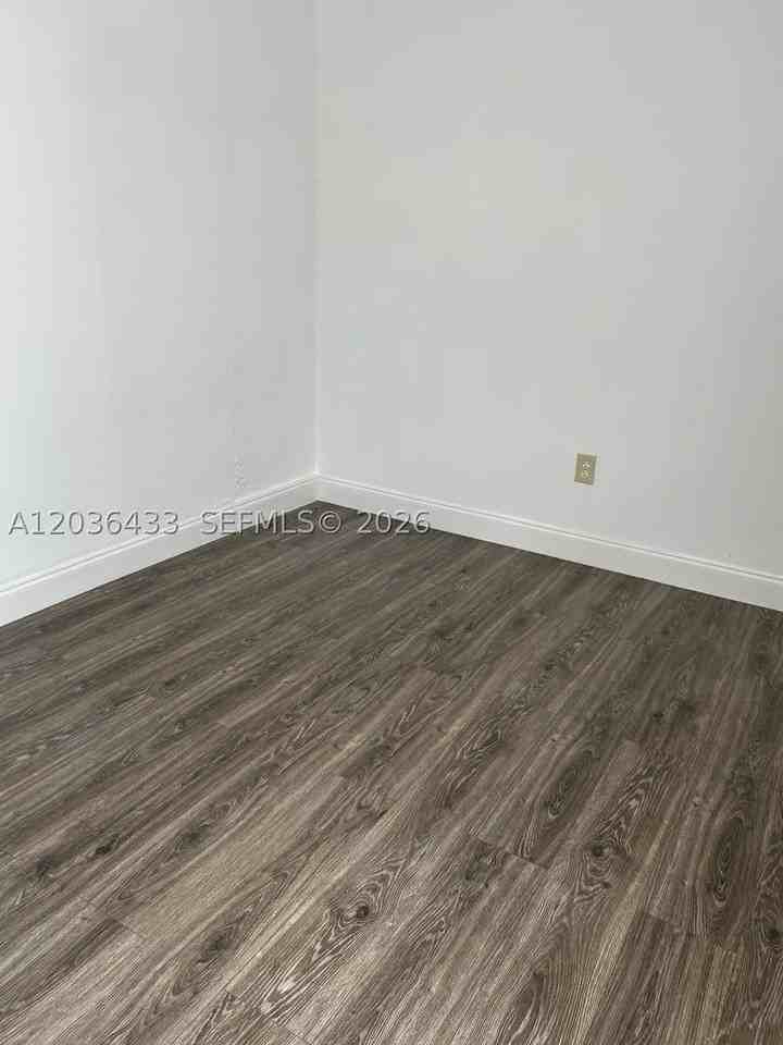 16271 Sw 92nd Ter #0 - Photo 3 of 5