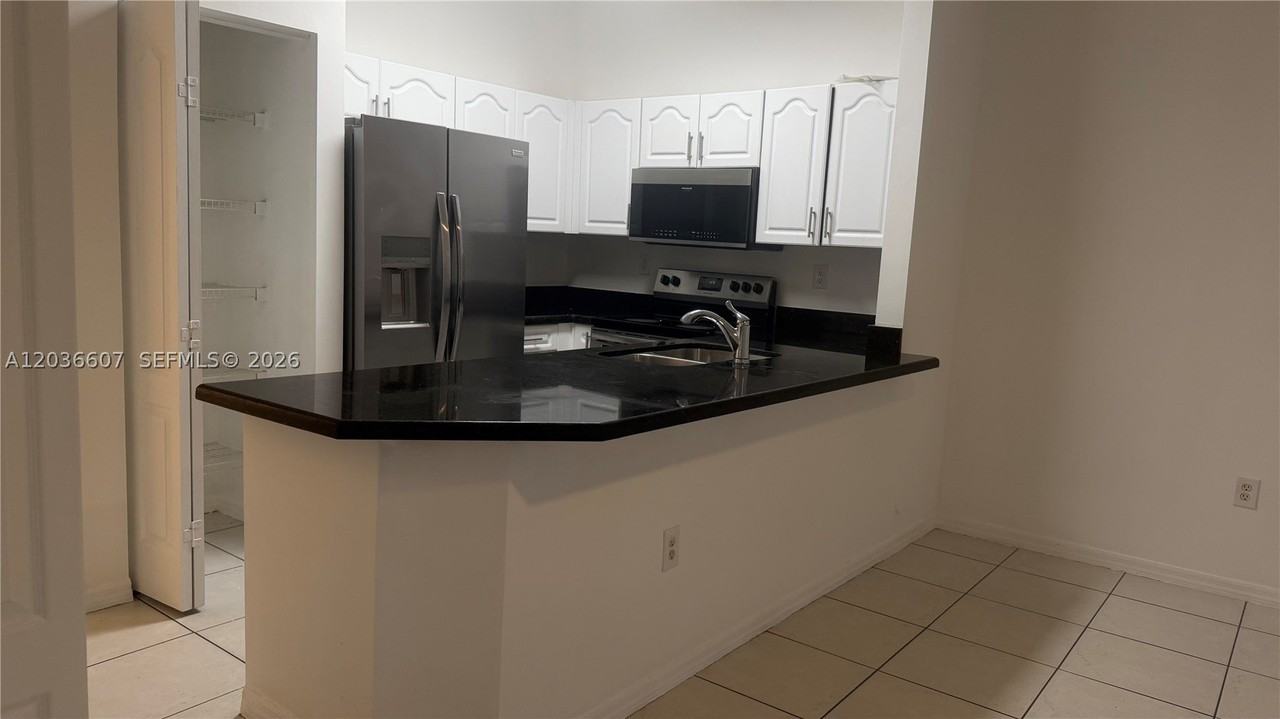 8340 Nw 10th St #1G - Photo 4 of 13