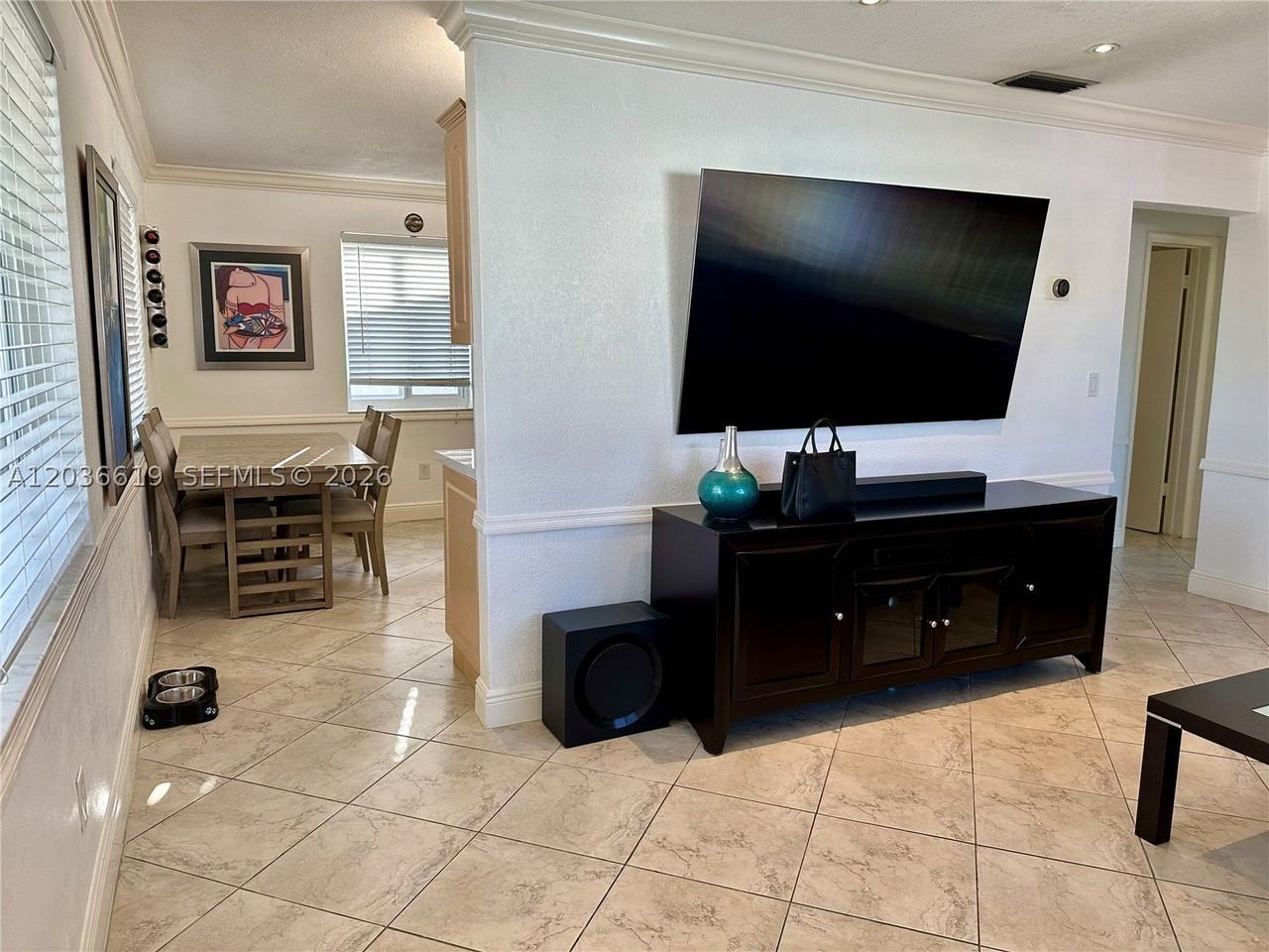 2931 Sw 25th St #2931 - Photo 4 of 17