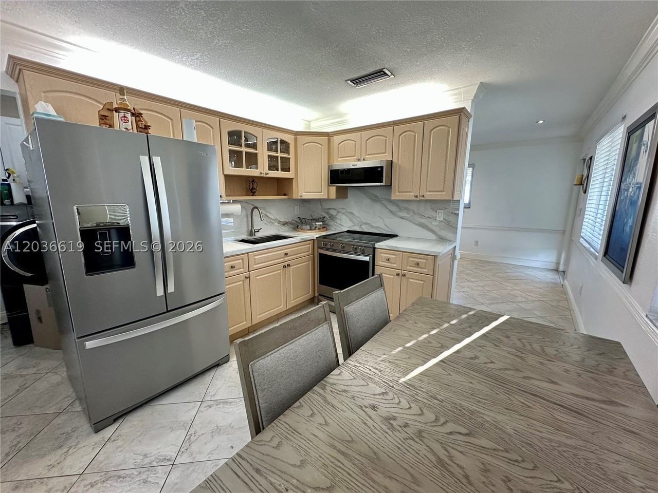 2931 Sw 25th St #2931 - Photo 7 of 17